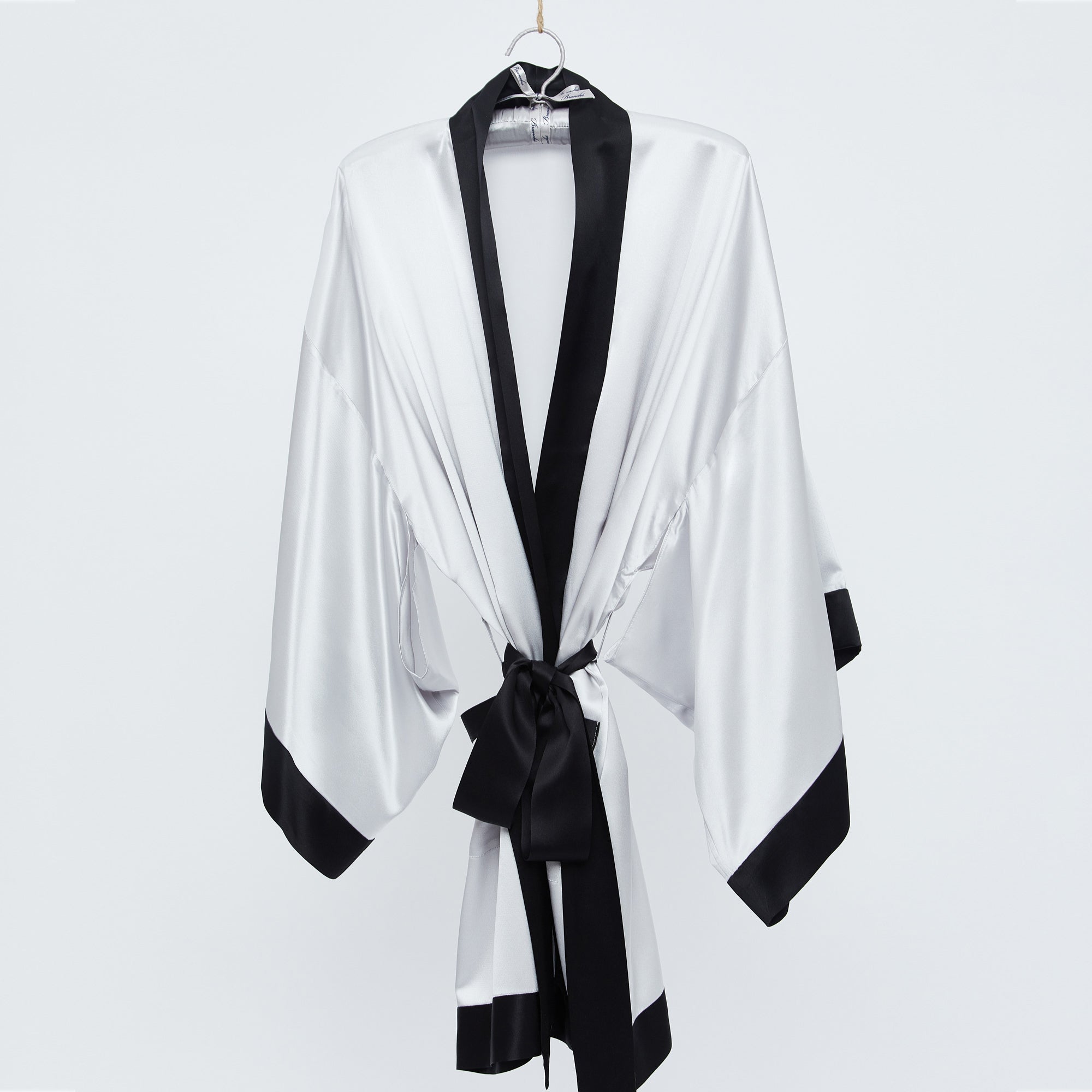 The Geisha Robe - Silver with Black Trim