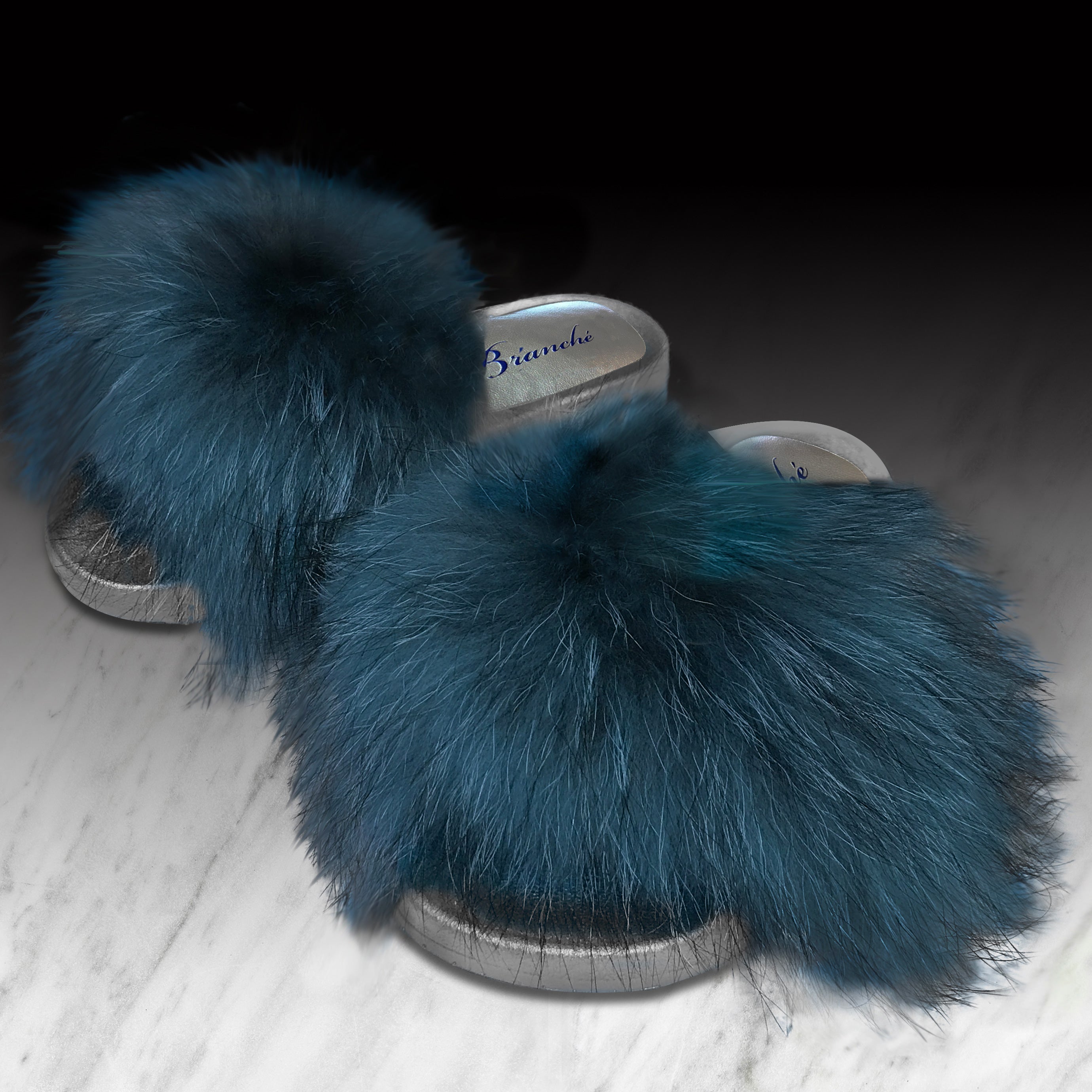 KIKI Slide - Sapphire